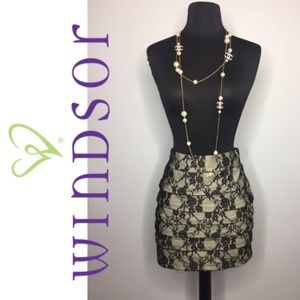 WINDSOR Sturdy Lace Mini Skirt